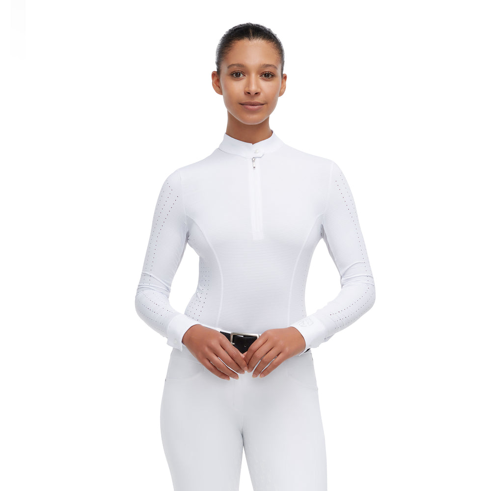 Model wearing the Indiana Competition shirt in white